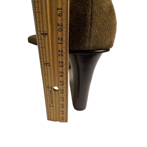 Donald J Pliner Khaki Green Suede Verie Pointed Toe Ankle Boots Booties 7.5 New - Picture 8 of 16